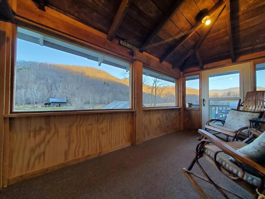 Country Mountain Escape! Villa Barnardsville Exterior photo